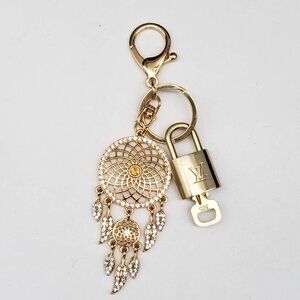 Authentic Louis Vuitton Padlock Gold 🔒 Key Set + Unbranded Keychain Charm